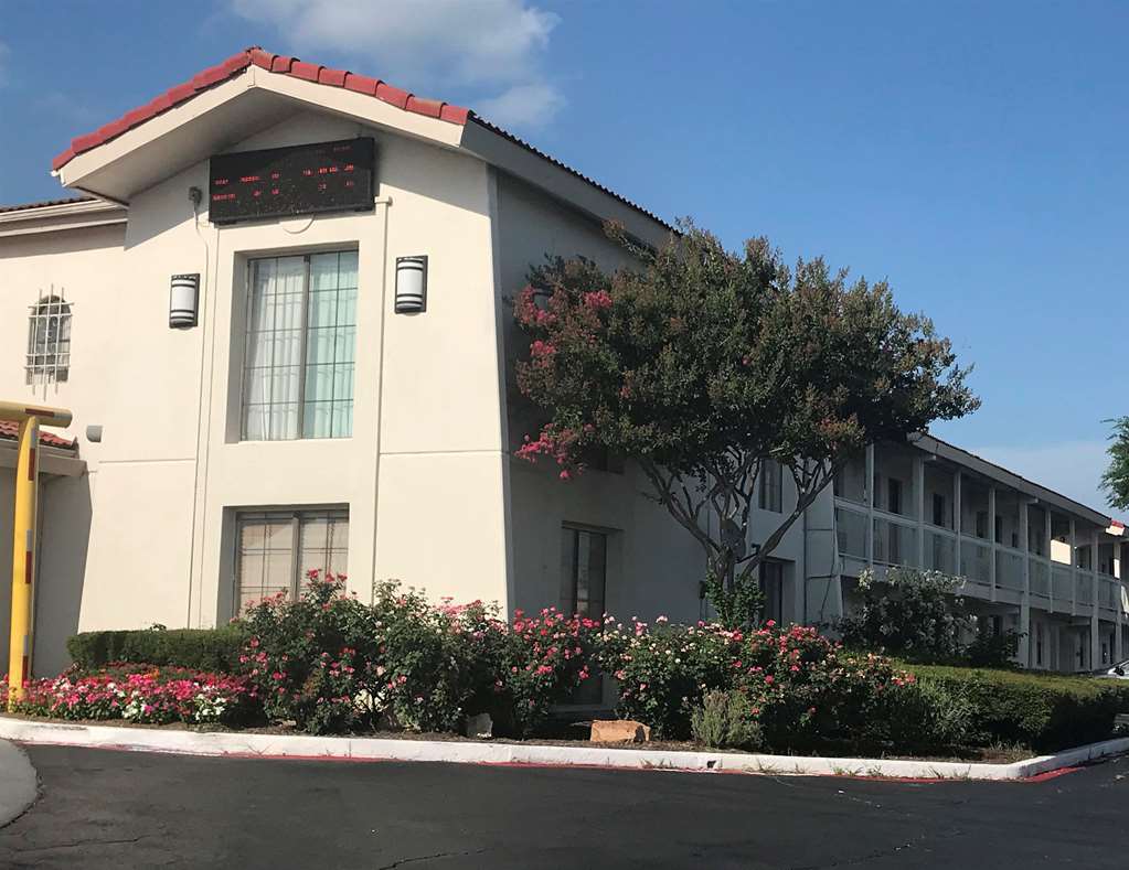 Red Roof Inn Plano Ngoại thất bức ảnh
